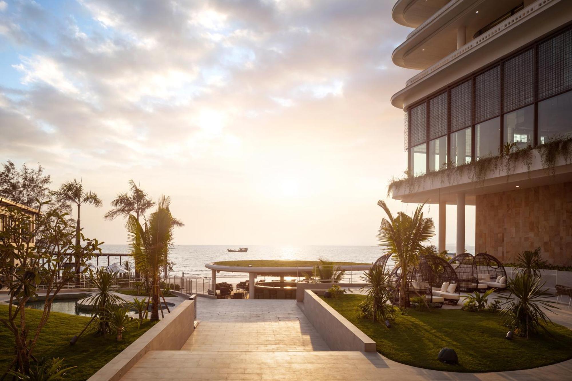 Novotel Sihanoukville Holiday Resort Exterior photo