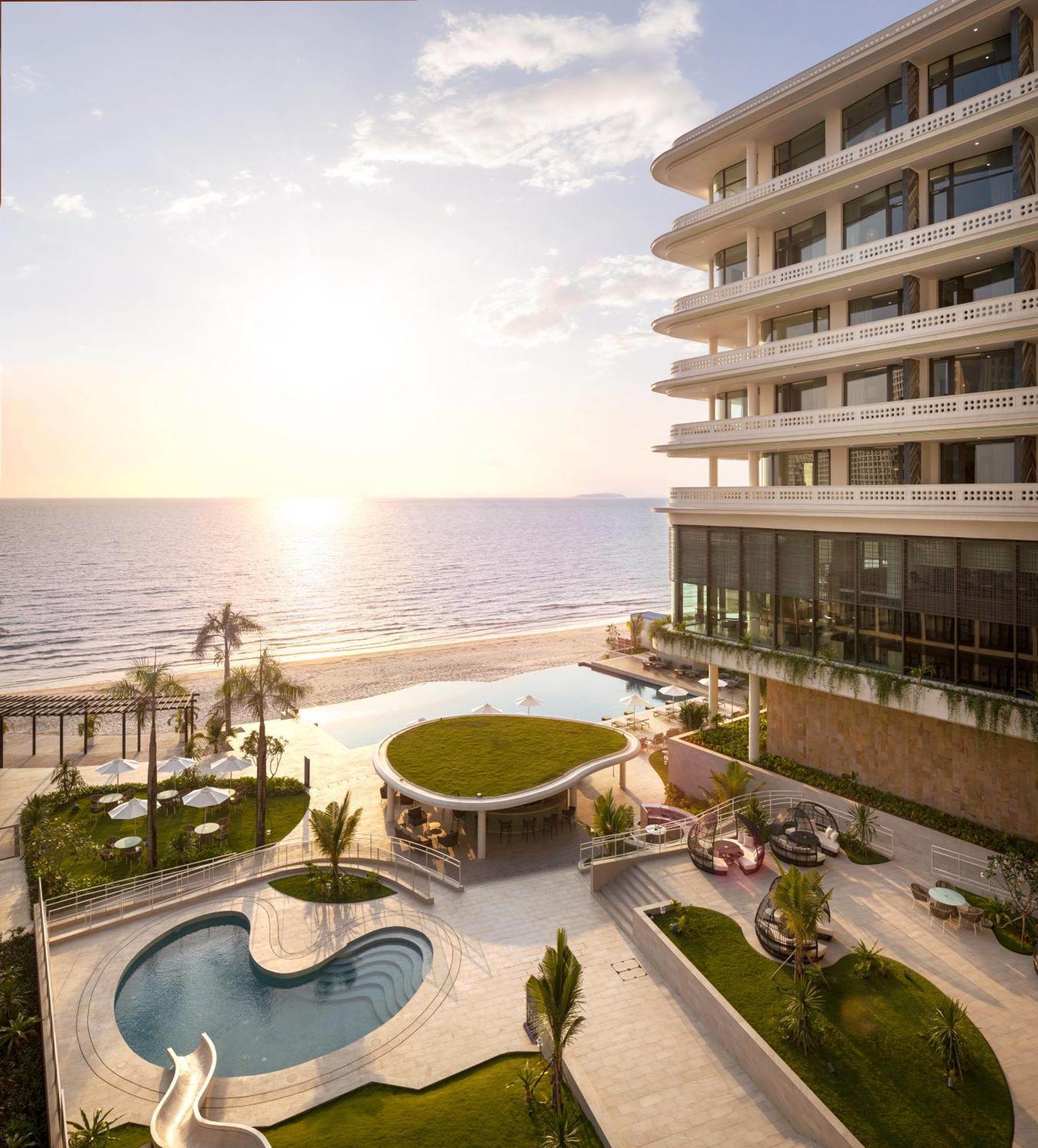 Novotel Sihanoukville Holiday Resort Exterior photo